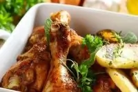 Ароматная курица с картофелем по итальянски