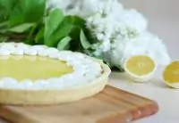 Лимонный тарт с меренгой