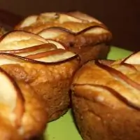 Яблочно-йогуртовые кексы