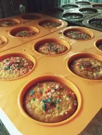 Кексы творожные с изюмом