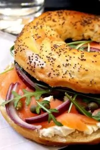 Бейгл с семгой