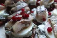 Сельдь, маринованная в винном соусе, по исландски