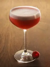 Коктейль «Кловер-клаб» (Clover Club)