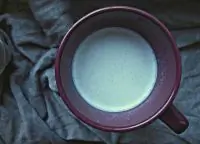 Смузи с бананом и овсянкой