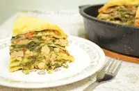 Острая лазанья из блинчиков