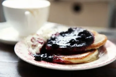 Оладьи с черникой