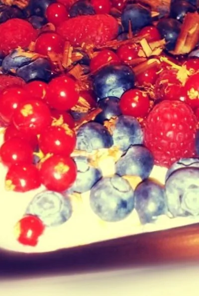 Тирамису с лимончелло и ягодами