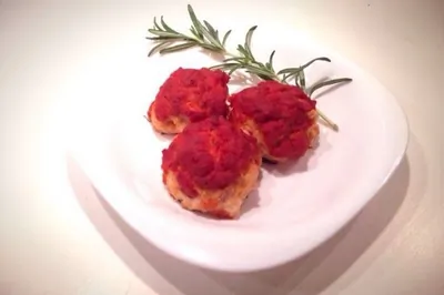 Митболы из куриного филе с розмарином