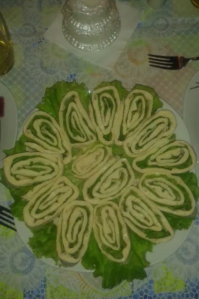 Рулет из лаваша с сыром