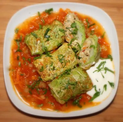 Мини-голубцы из пекинской капусты