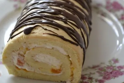 Рулет с творогом и курагой