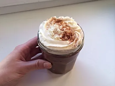 Овсяная каша аля горячий шоколад со взбитыми сливками