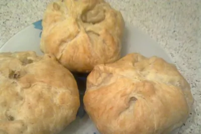 Мясо с картофелем в мешочке из теста