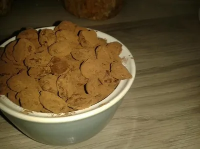 Кофейные зерна в шоколаде с солью