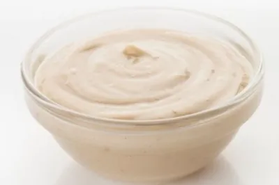 Соус «Цезарь» с красным молотым перцем