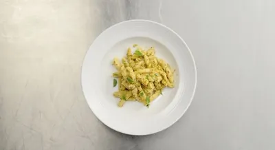 Домашняя паста бузиате с песто алла трапанезе