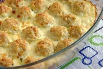 Куриные шарики, запеченные в сливках