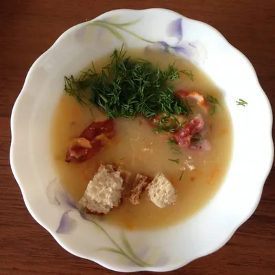 Суп-пюре гороховый с копчеными крылышками