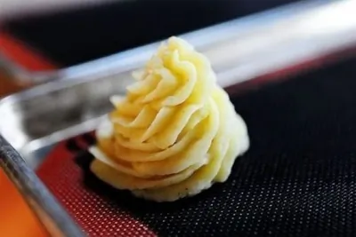 Картофель «Герцогиня», запеченный в духовке