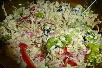 Мексиканский салат с курицей и сладким перцем