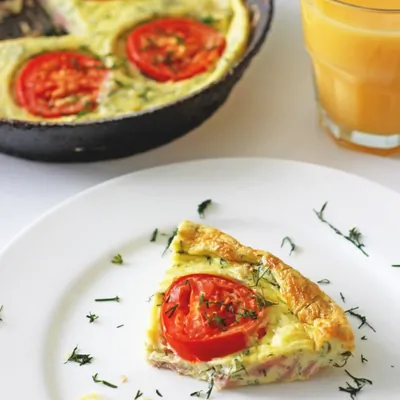 Фриттата с маскарпоне, ветчиной и сыром