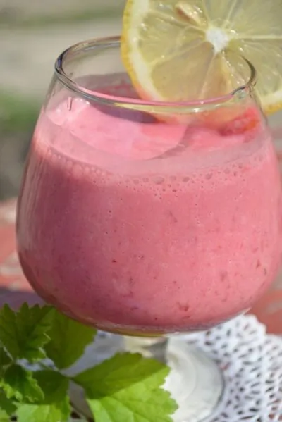 Вишнево-банановый смузи