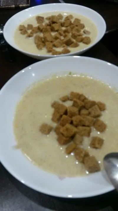 Куриный суп-пюре с шампиньонами