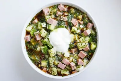 Окрошка с картофелем и колбасой