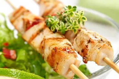 Шашлык из индейки и абрикосов