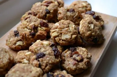 Яблочное печенье с овсяными хлопьями (веганское)