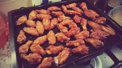 Острые куриные крылышки баффало