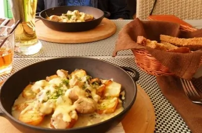 Запеченный картофель в яйце