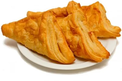 Слойки с яйцом и луком