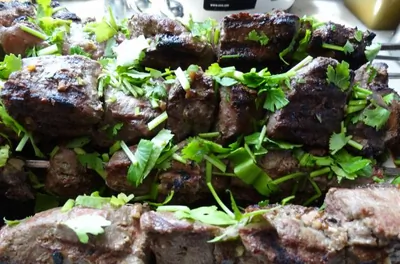 Шашлык из телячьей печени с коньяком