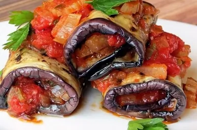 Баклажанные рулетики с начинкой