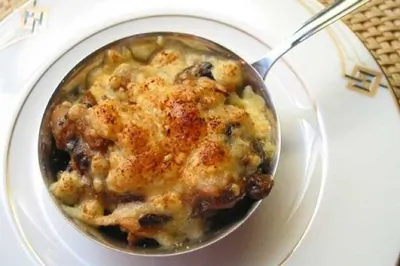 Жюльен из мидий с креветками и грибами