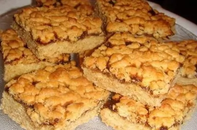 Тертый пирог с вареньем