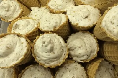 Семифредо с ореховым грильяжем