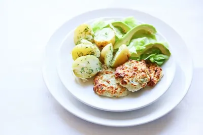 Духовые куриные котлеты с творожным сыром