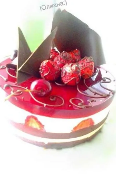 Торт-суфле с фруктами в желе