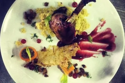 Гусиная ножка с пшеной кашей