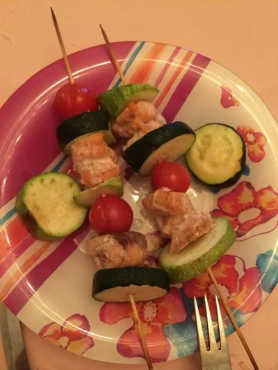 Шашлык из форели с цукини и кабачком