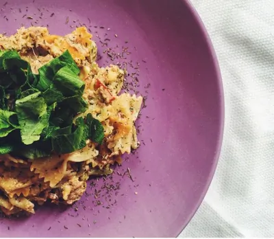 Паста фарфалле с тунцом