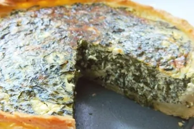 Тарт с сыром фета и шпинатом