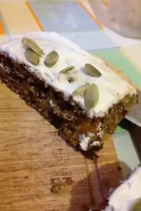 Морковно-овсяный пирог с курагой без сахара