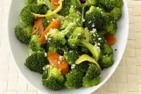 Горячий салат из брокколи по китайски
