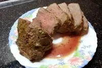 Говядина, запеченная с медом и горчицей