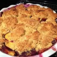 Пирог сливовый с миндалем