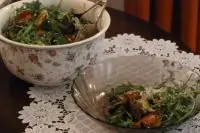 Теплый салат с лисичками