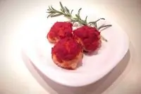 Митболы из куриного филе с розмарином